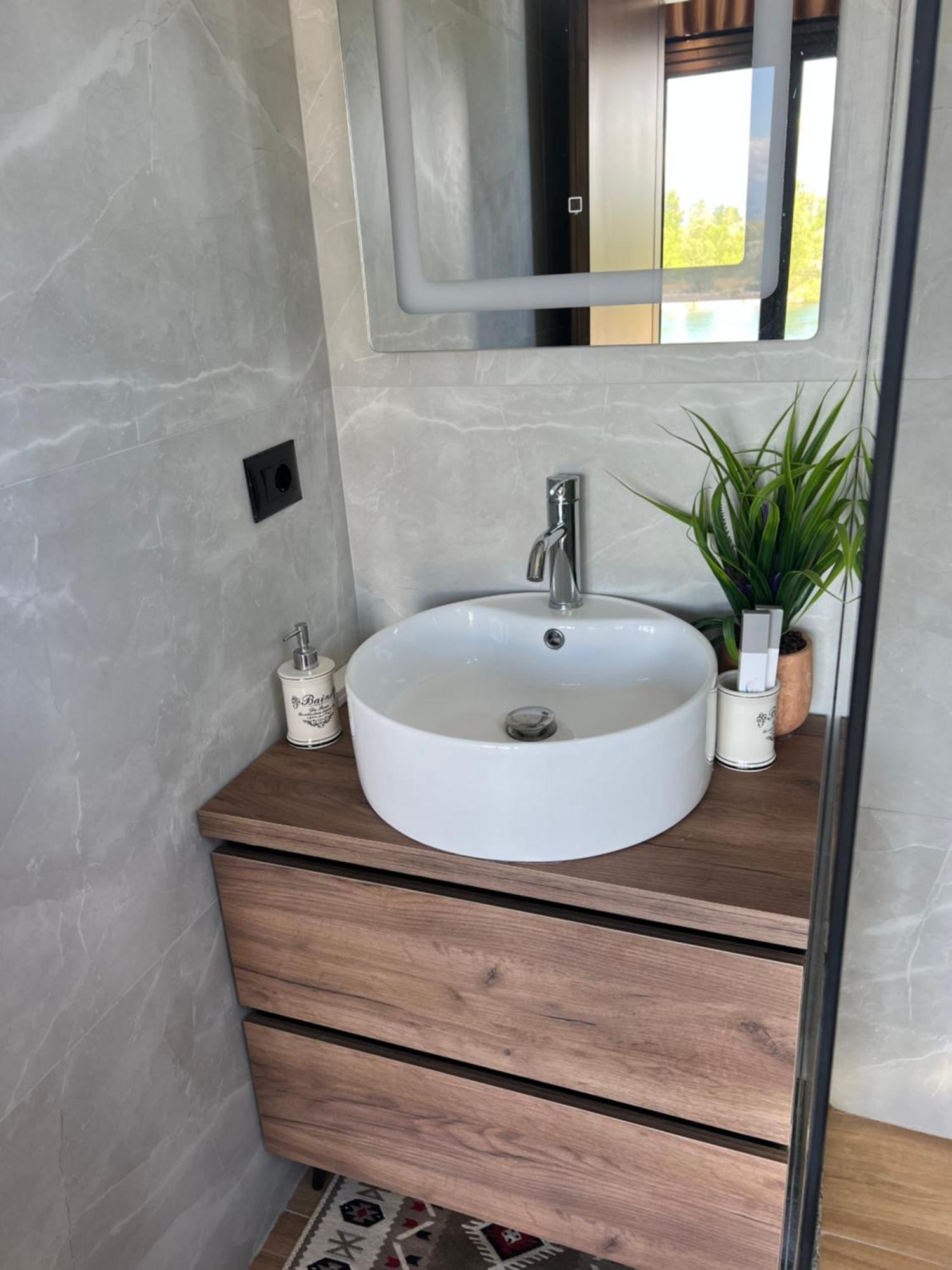 Villa Teverde Shkoder Luaran gambar